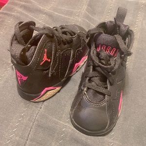 TODDLER GIRL SIZE 7s !!!! Make some little girl happy with these ❤️